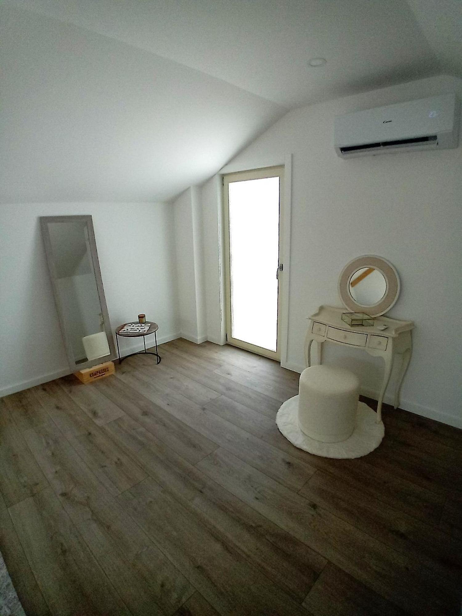 Lua Rooftop Apartment Виана-ду-Каштелу Экстерьер фото