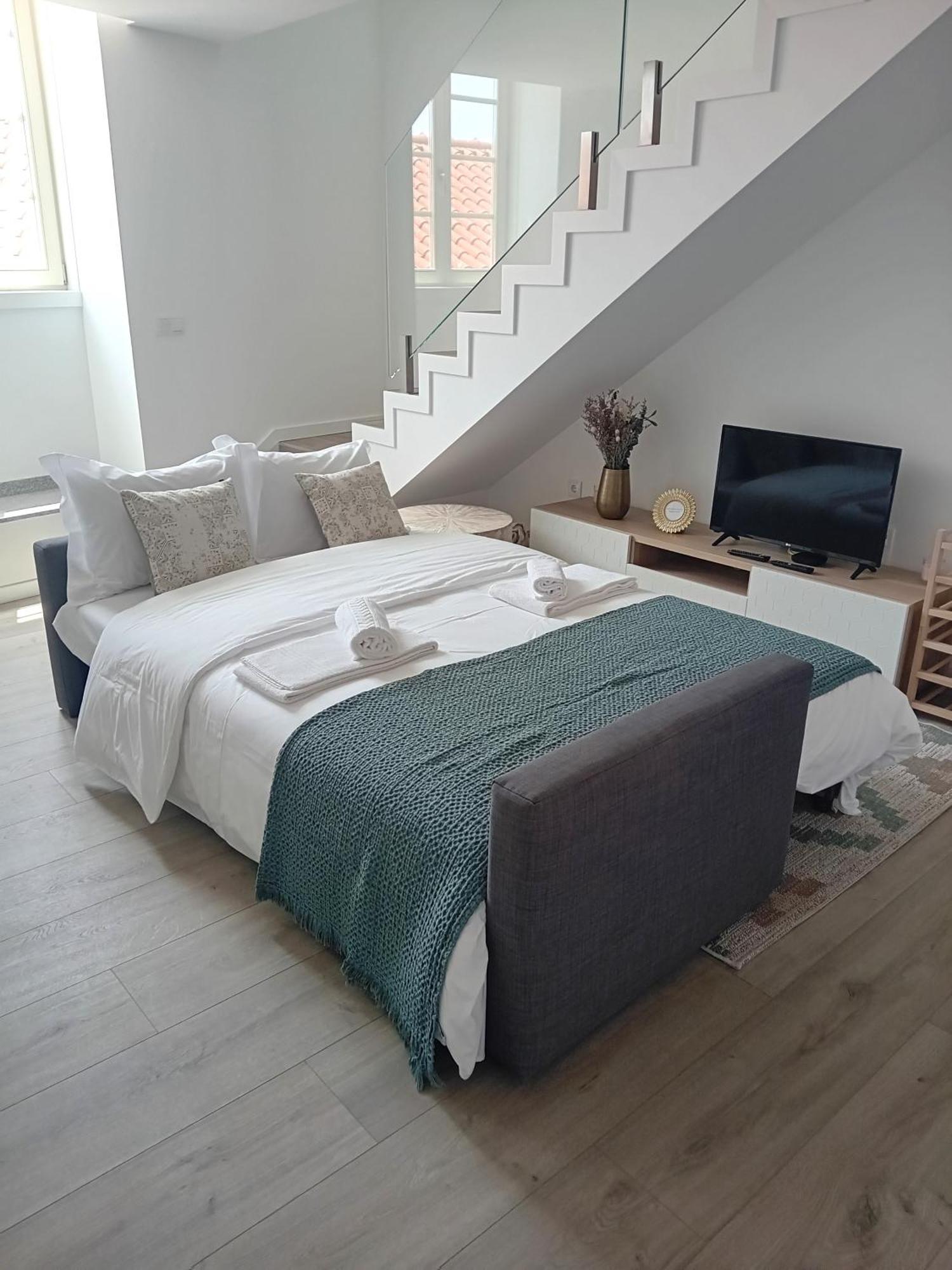 Lua Rooftop Apartment Виана-ду-Каштелу Экстерьер фото